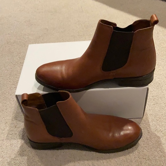Also Wicoeni leather ankle boots - Picture 1 of 6